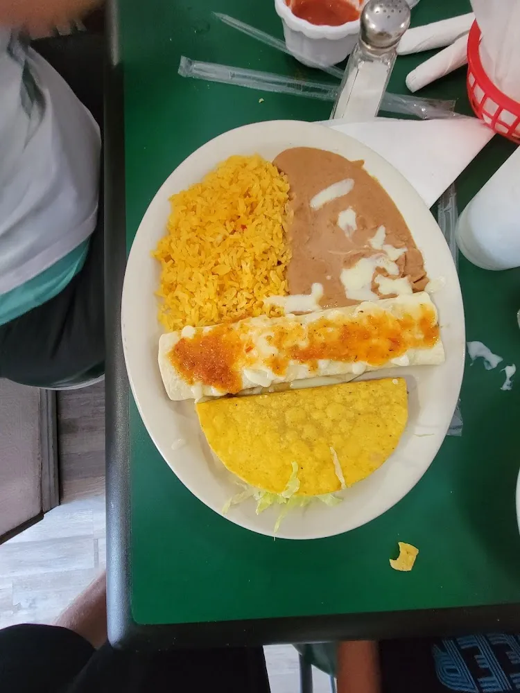 Nino Cheese Burrito
